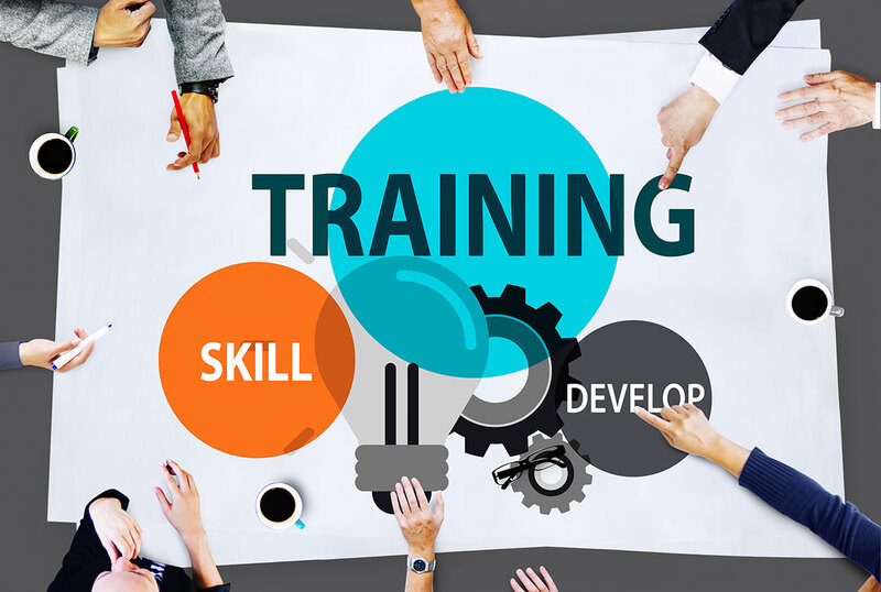 Doanh nghiệp cần tổ chức training thường xuyên cho nhân viên công ty